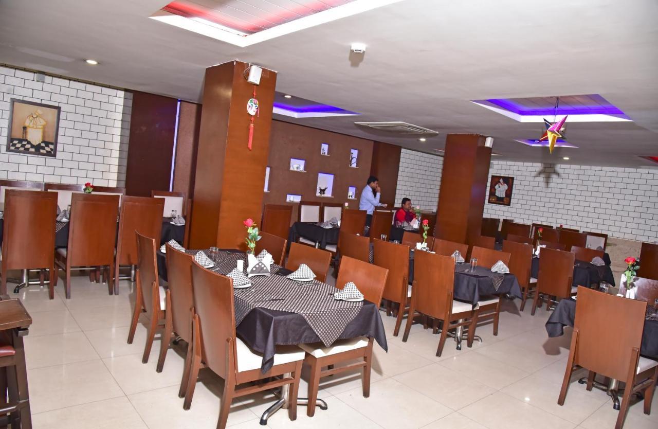 Hotel Amit International Bhilai Zewnętrze zdjęcie
