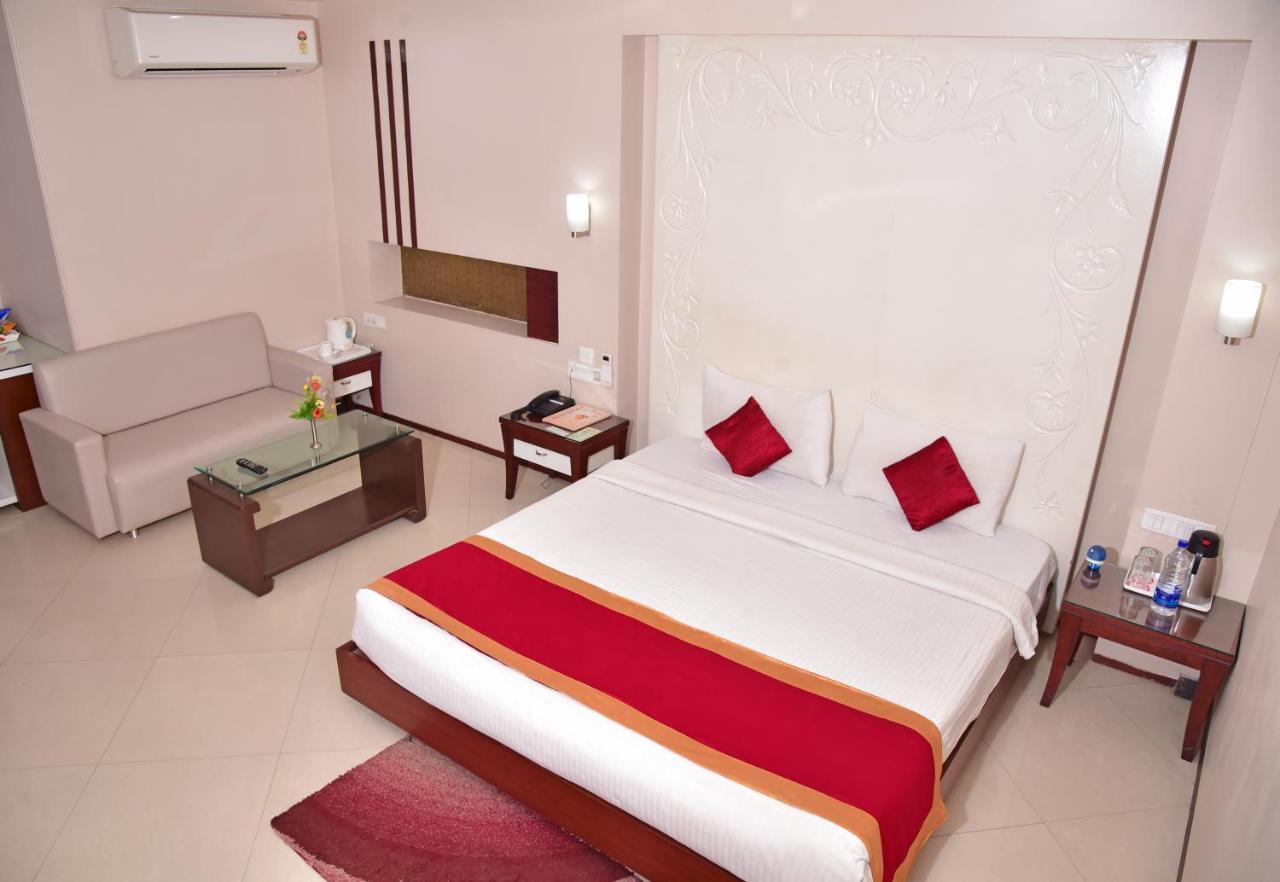 Hotel Amit International Bhilai Zewnętrze zdjęcie